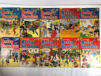 10 Archie Series 1960s Comics, Betty And Veronica, See Pics