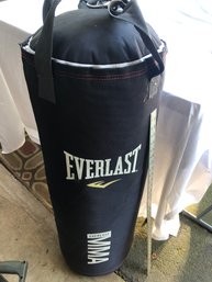 Everlast Hanging, Punching Bag, Good Condition, Heavy
