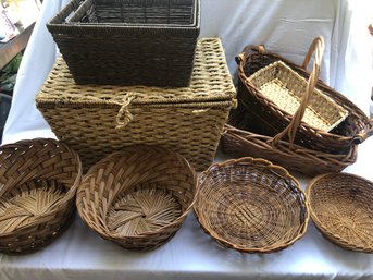 Lot Of 10 Various Wicker Baskets, See Pics