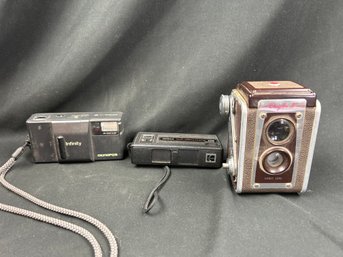 Vintage Kodak Duaflex IV Camera & 2 Other Cameras