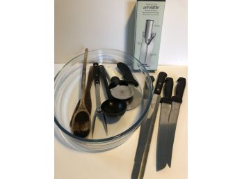 Kitchen Lot Including Aerolatte Frother With Stand