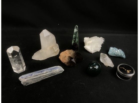 Nice Lot Of Crystals And Gold Flakes, See Pics