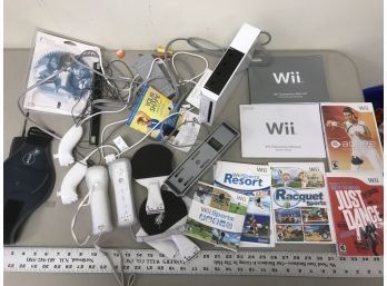 Nintendo Wii Game With Controllers And Games, Untested