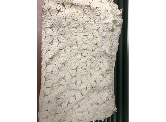 Crocheted Spread 104 X 88
