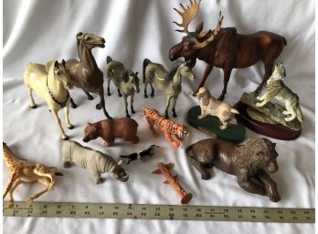 Lot Of Vintage Mostly Plastic Animals