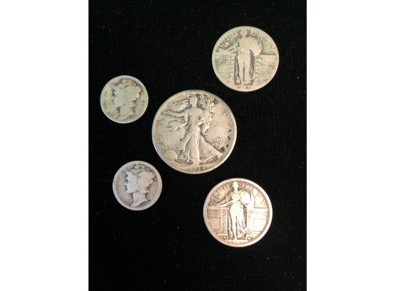 Grouping Of US Silver Coins
