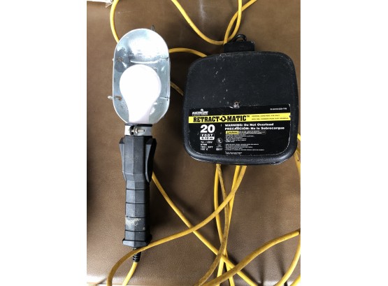 Retract-o-matic Cord With Hanging Work Light