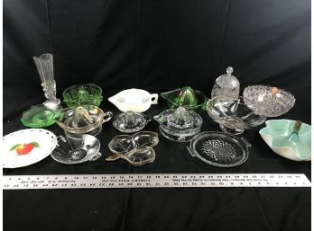 A Lot Of Glassware And Juicers, Some Items With Cracks And Chips