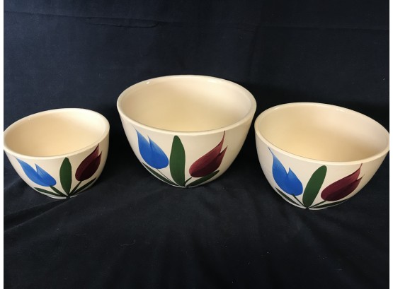Set Of 3 Watt Pottery Nesting Bowls Tulip Circa 1940 To 1960s