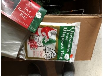 Artificial Christmas Tree/wreath/garland