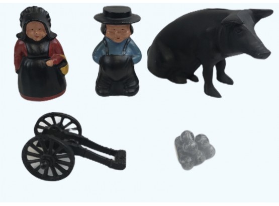 Cast Iron Pig, Amish People And Canon