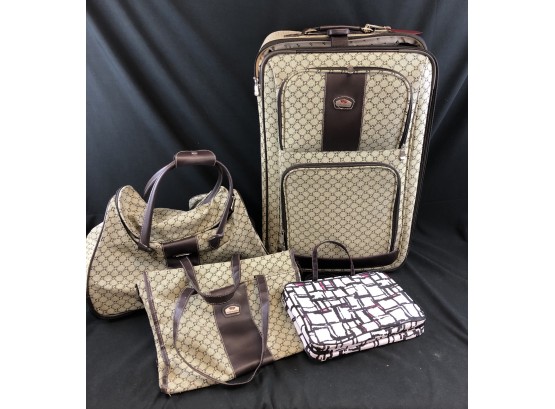Gloria Vanderbilt Luggage