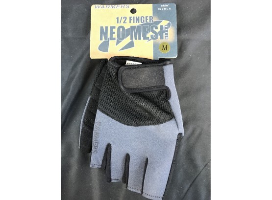 Warmers Half Finger Neo Mesh Gloves, Medium, Brando