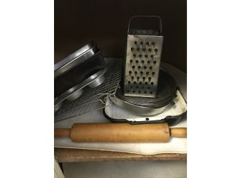 Assorted Baking Pans/rolling Pin