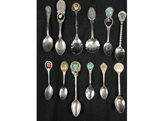 Lot 1 Of 12 Souvenir Spoons