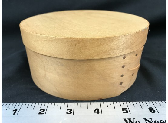 Small Wood Shaker Box