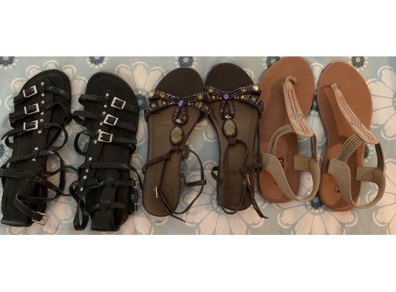 Lot A 3 Pairs Women’s Sandals Approximately Size 6 1/2