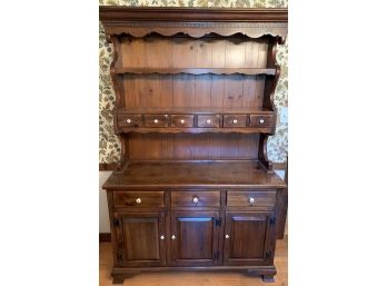 Ethan Allen Early American Style Pine Hutch