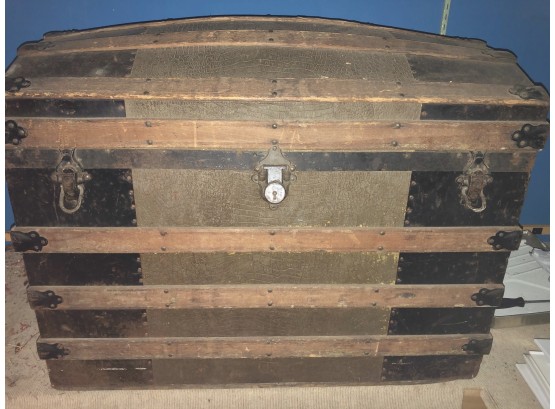 Dome Top Trunk.