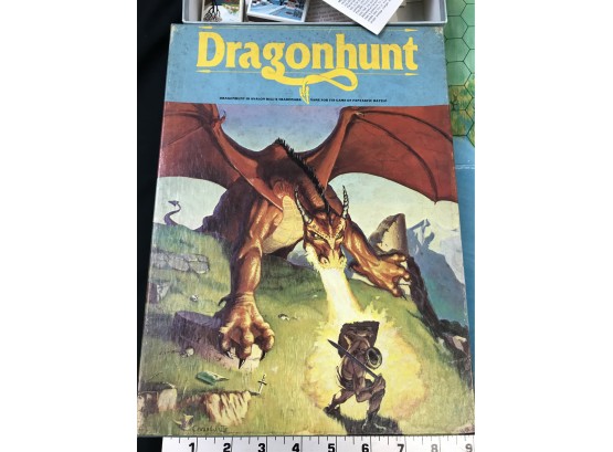 Vintage Dragon Hunt Board Game