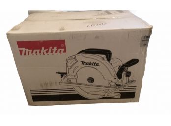 Makita Saw 5104