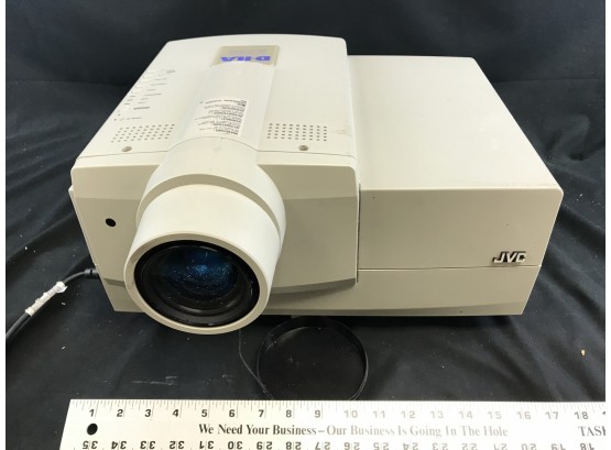JVC DLA-S10 Projector - Tested Turns On And Lights