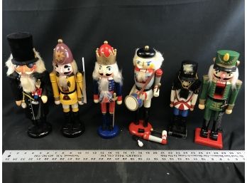 Lot Of 6 Nutcrackers, 12 To 14 Inches High - Lot A