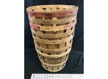 7 Wooden Fruit Baskets