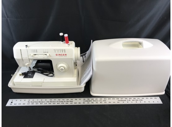 Singer Sewing Machine With Case, Model 3314 C, Tested And Works