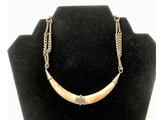 Polished Stone Horn Shaped  Necklace