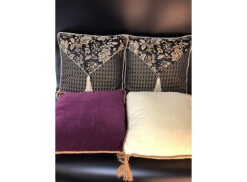 4 Decorative  Pillows With Tassels