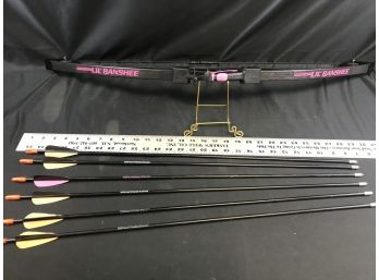 Barnett  Little Banshee 34 Inch Compound Archery Bow With 6 Arrows