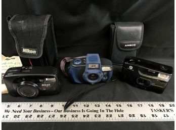 3 Compact 35mm Cameras, Nikon, Minolta, Untested