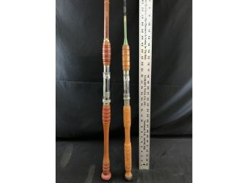 2 Vintage Fishing Rods, Oyster Bay, And Model 810 Owens Corning Fiberglas, See Pics, Lot B