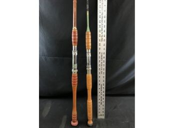 2 Vintage Fishing Rods, Oyster Bay, And Model 810 Owens Corning Fiberglas, See Pics,