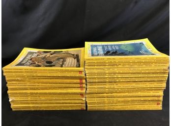 Lot Of National Geographic Magazines, From The 1960s, See Pics