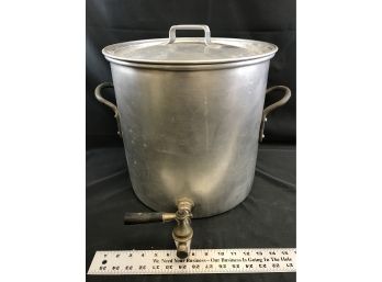 Large Aluminum Cook Pot