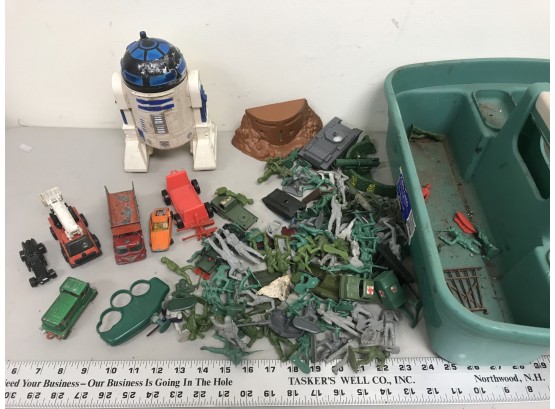 Green Carry Tote Containing Army Men And Old Cars, R2-D2