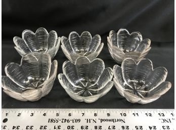 6 Clear Glass Leaf Pattern Fruit Dishes
