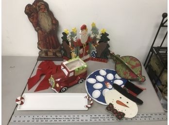 Lot Of Ceramic And Wood Christmas Items