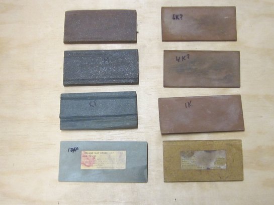 Lot 31 - 8 Assorted Grinding Plates/Stones6K,4K, 1K, M, 180,KF And NA - Hand Tools