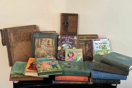 Lot 365 - Large Lot Of Childrens Vintage & Antique Books - Wizard Of Oz - Jack And The Beanstalk -