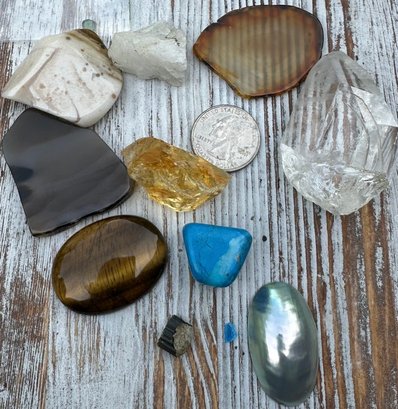 Lot 366- Loose Natural Gemstone Lot - Chunky - Agate - Turquoise - Quartz Mother Of Pearl - Tigers Eye