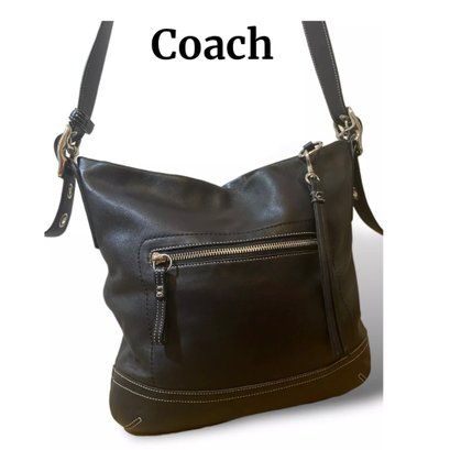 Lot 711NM - Vintage Coach Black Leather Legacy Slim Duffle Shoulder Bag # 1414