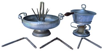 Lot 229 - 1940-50s Mid Century Nut Bowl Appetizer & Buenilum Heater Server Small Chafing Fondue With Spoon