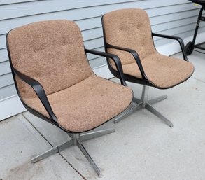 Lot 170- Pair Of 2 MCM Steelcraft Knoll Pollock Mid Century Modern Upholstered Tweed Swivel Office Chairs
