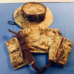 Lot 522 - Real Tree Camo Jungle Hat & Remington 3 Pouch Webb Belt Set - New