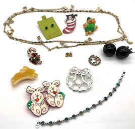 Lot 46- Holiday Costume Jewelry Lot - Halloween Christmas Easter St. Pats - 12 Pieces