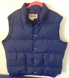 Lot 526BB - L.L. Bean Goose Down Blue Women's Puffer Vest - Large