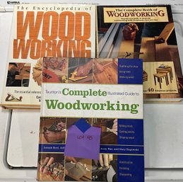 Lot 95 - Lot Of 3 Books On Wood Working - 40 Projects - Woodworker - Worksop - Illustrated Guides